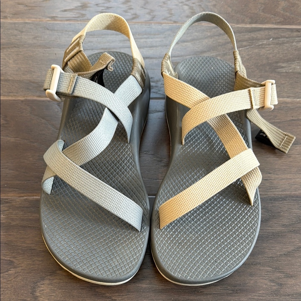 Chaco Z/1 Adjustable Strap Classic Sandal Women Earth Gray - worn once
